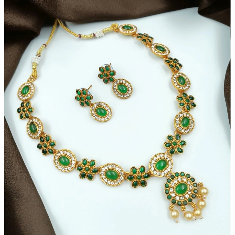 Women'S Temple Elegance Gold Plated Necklace And Earrings Set