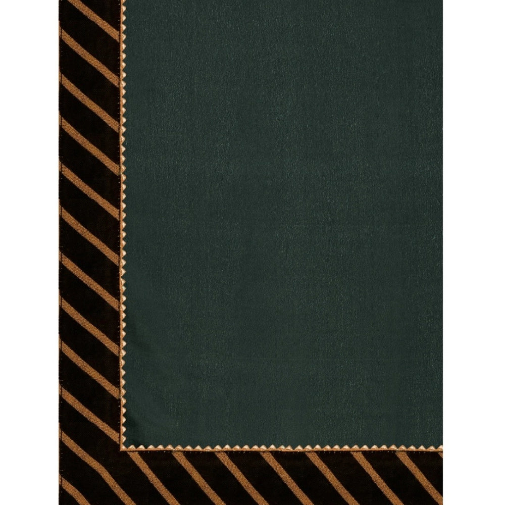 Women'S Chiffon Self Design Saree With Unstitched Blouse 5.5Mt