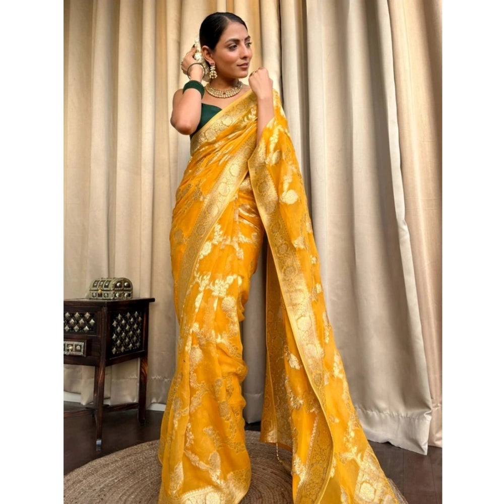 Women'S Silk Printed Saree With Unstitched Blouse 5.5Mtr (Gold