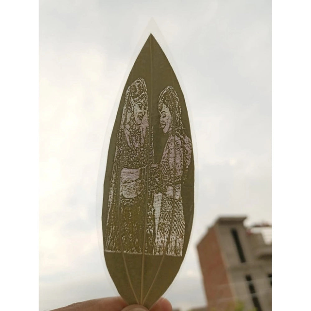 Custom Engraved Leaf Art – Bride And Bridesmaid - Sister Bond