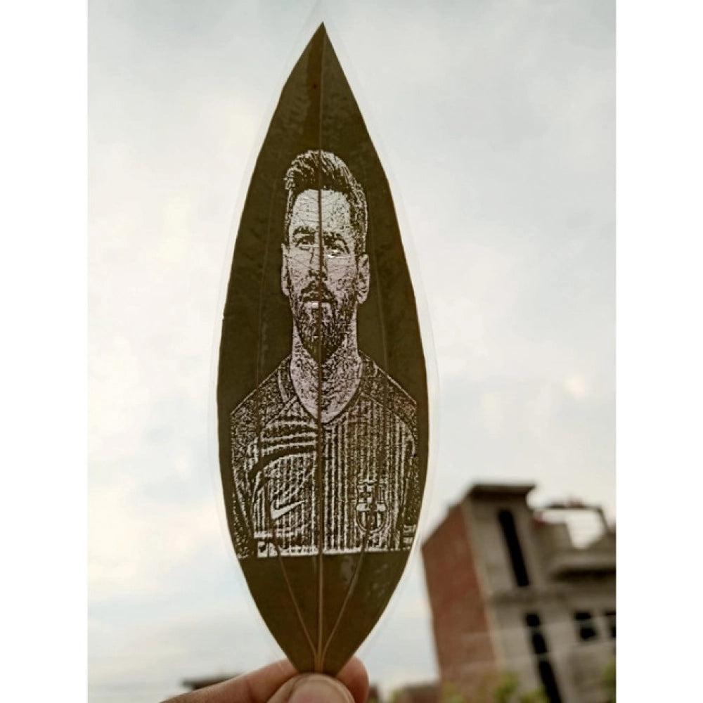 Custom Engraved Leaf Art – Football Player Portrait On Natural