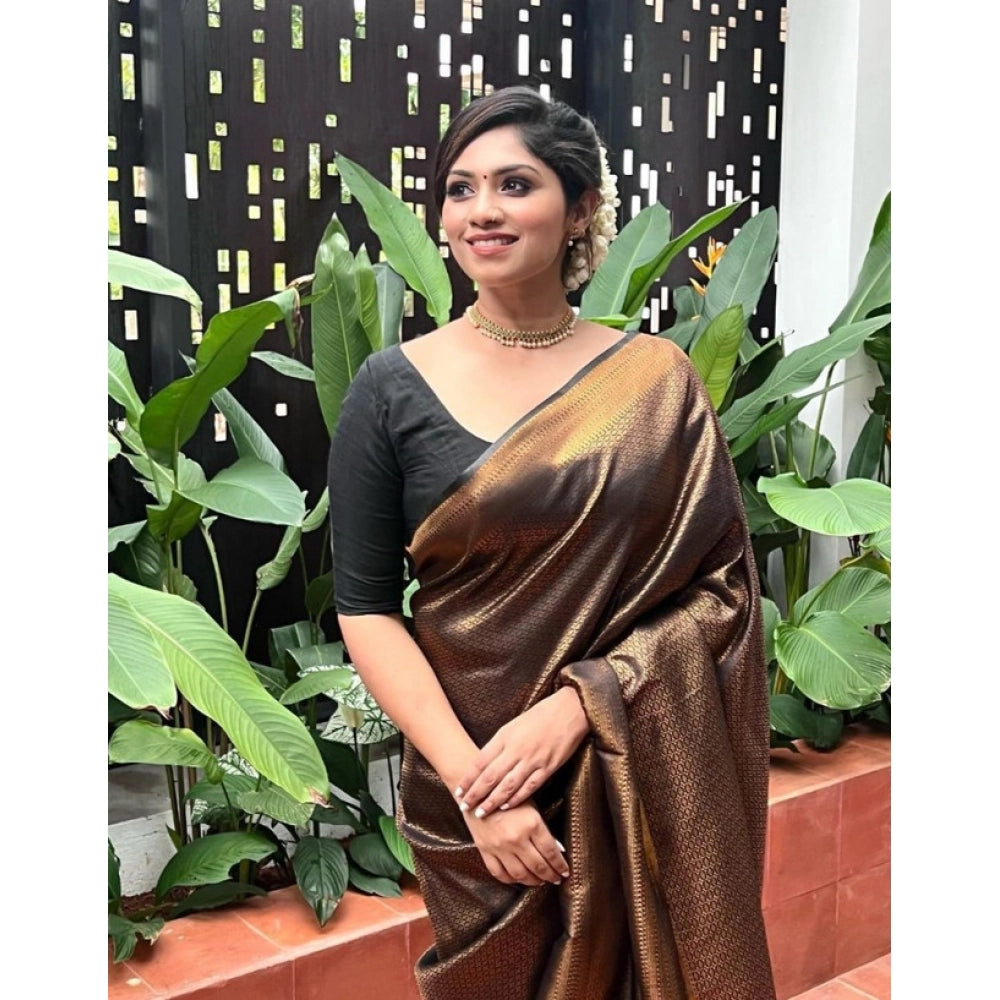 Women'S Litchi Silk Printed Saree With Unstitched Blouse (Gold