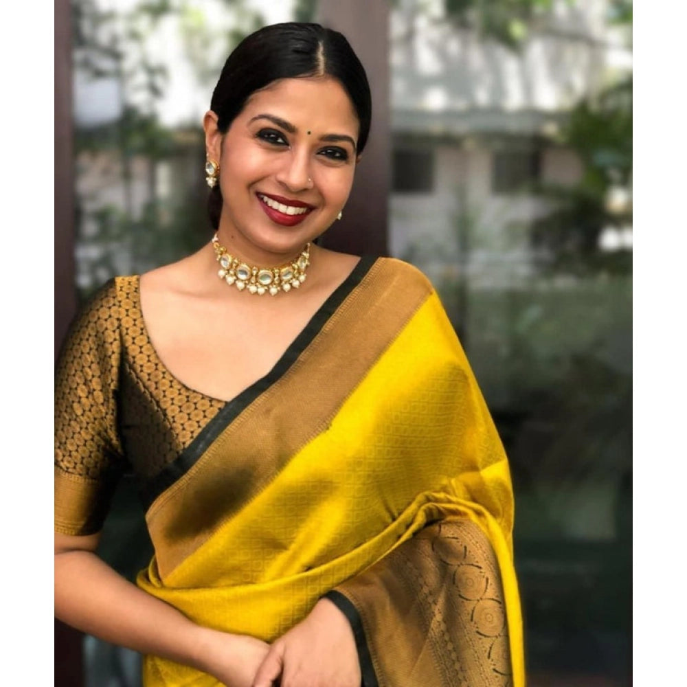 Women'S Litchi Silk Printed Saree With Unstitched Blouse (Yell