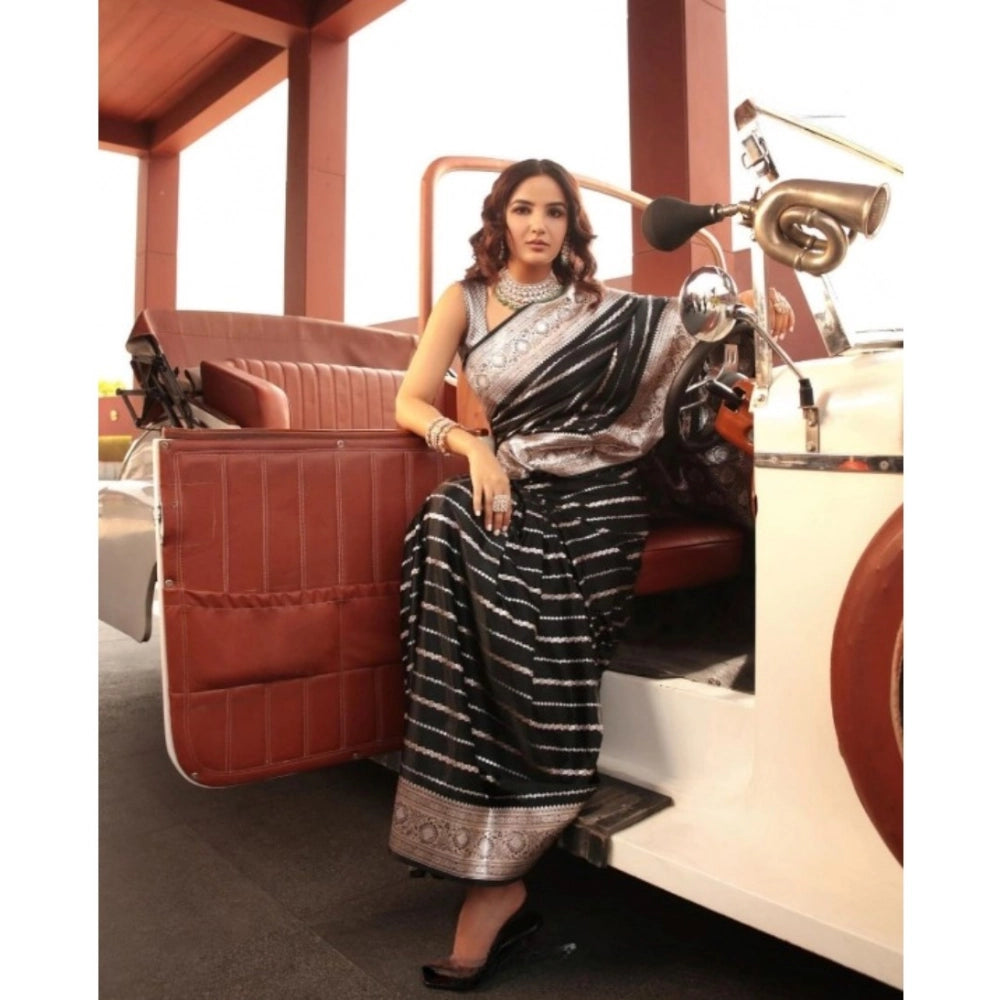 Women's Silk Printed Saree With Unstitched Blouse 5.5Mtr (Black) - VANSHELLE