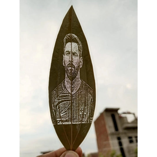 Custom Engraved Leaf Art – Football Player Portrait On Natural