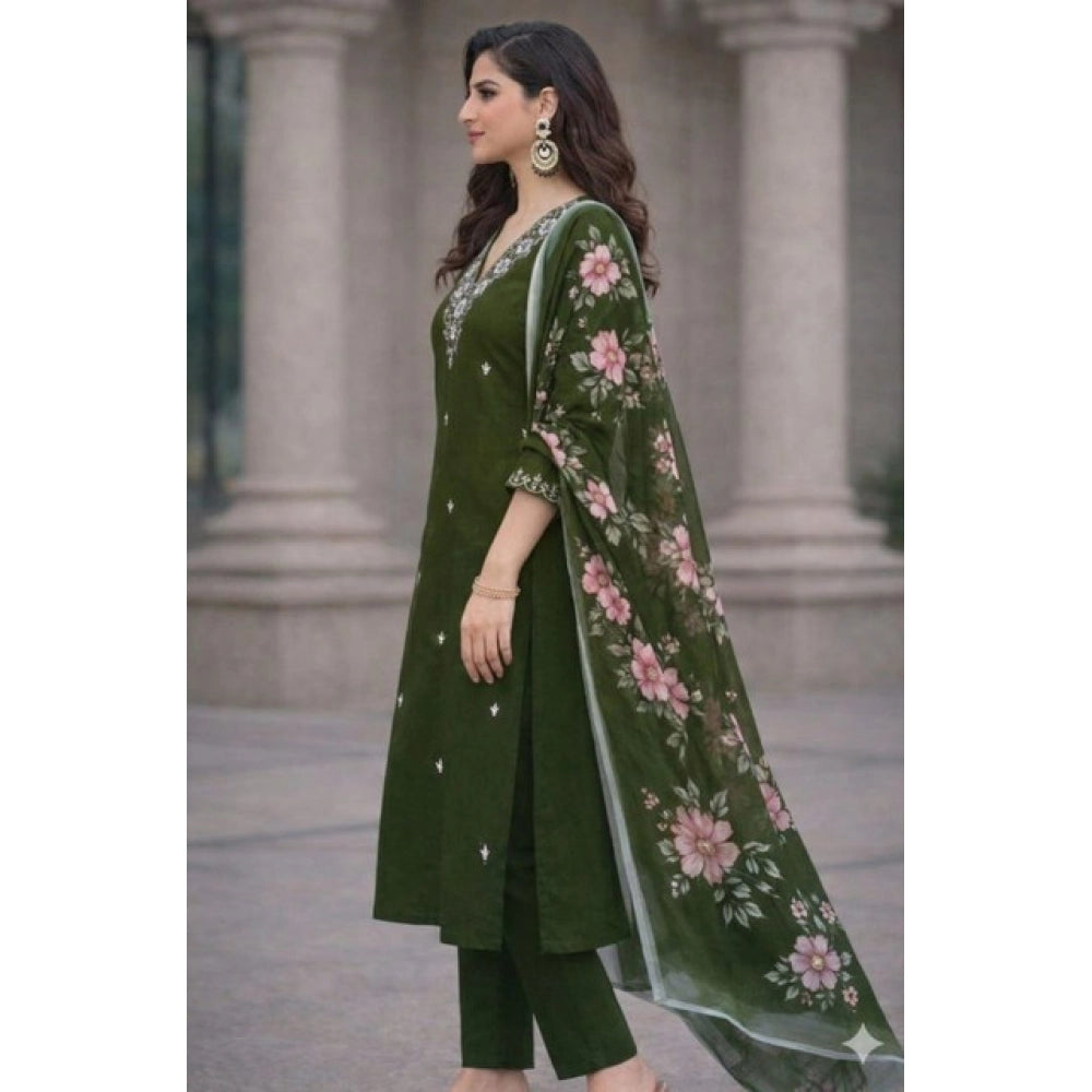 Women's Chanderi Silk Ethnic Motif V-Neck 3/4th Sleeve Kurti With Pant Dupatta Set (Mahendi) - VANSHELLE