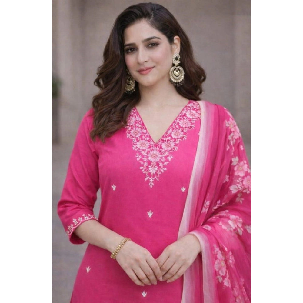 Women's Chanderi Silk Ethnic Motif V-Neck 3/4th Sleeve Kurti With Pant Dupatta Set (Pink) - VANSHELLE
