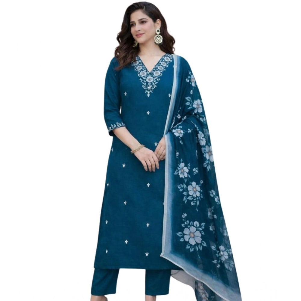 Women's Chanderi Silk Ethnic Motif V-Neck 3/4th Sleeve Kurti With Pant Dupatta Set (Teal) - VANSHELLE