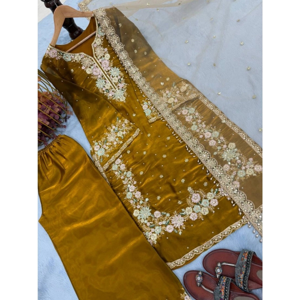 Women'S Silk Embroidered 3/4Th Sleeve Round Kurti With Palazzo