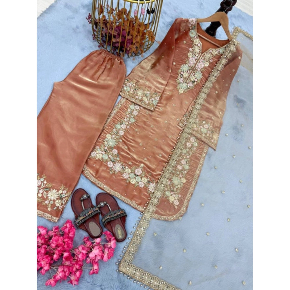 Women'S Silk Embroidered 3/4Th Sleeve Round Kurti With Palazzo
