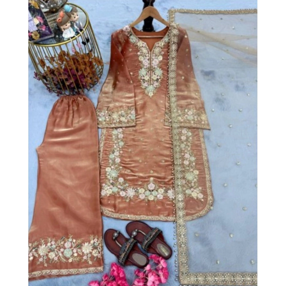Women'S Silk Embroidered 3/4Th Sleeve Round Kurti With Palazzo