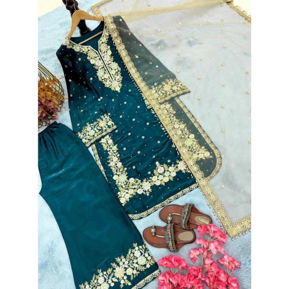 Women'S Silk Embroidered 3/4Th Sleeve Round Kurti With Palazzo