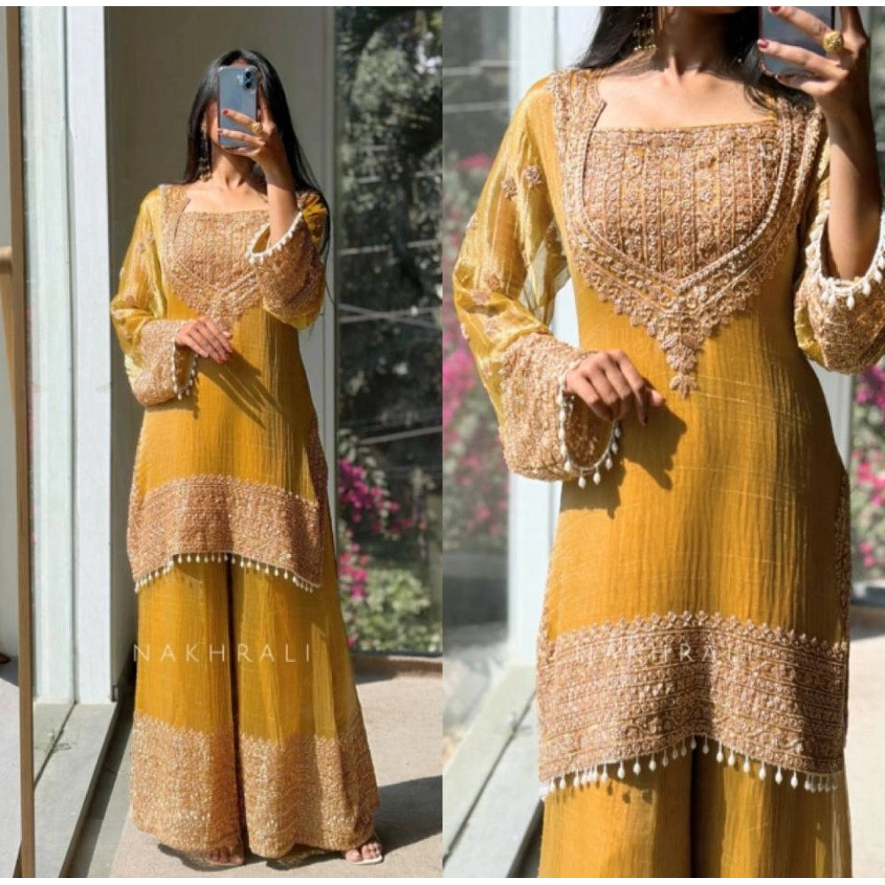 Women'S Silk Embroidered 3/4Th Sleeve Round Kurti With Sharara