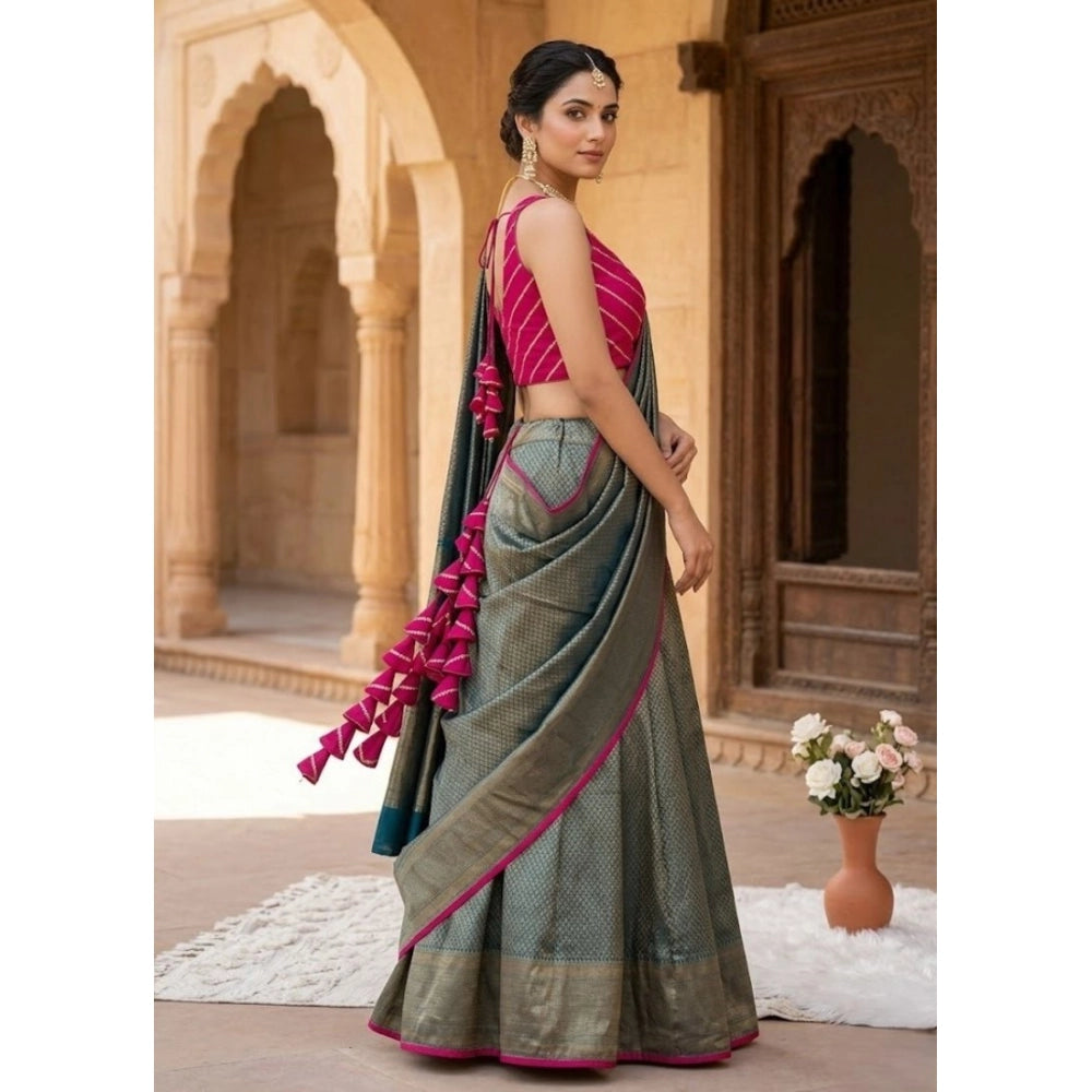 Women'S Silk Embellished Sweetheart Neck Sleeveless Readymade